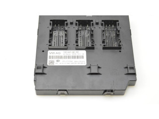 Блок комфорта 1K0937087AE Skoda Superb B6 (3T)