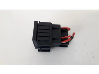 Pojistková skříňka BMW 5 E39 1998