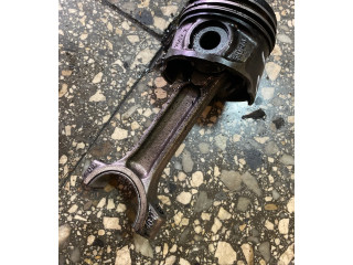 Поршень 7657X Renault Kangoo I