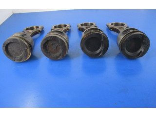 Píst    Seat Toledo II (1M)    AGZ 