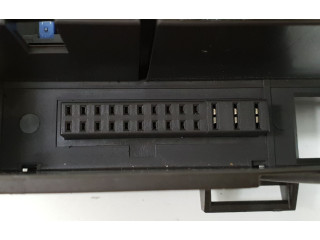 Блок предохранителей 9154971 BMW Z4 E89