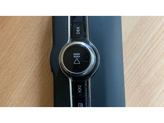 Другая деталь панели