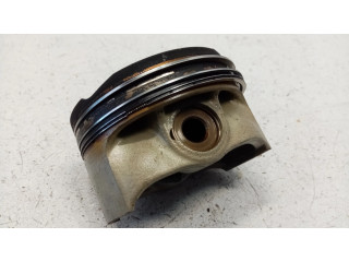 Píst 11257613626, 11257576475 BMW 5 F10 F11 pro benzínový motor 5.0 N63