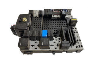 Блок предохранителей  9401802, 160949327   Volvo V70    