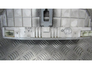 Панель приборов GE4TD   Mazda 626       