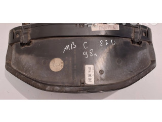 Přístrojová deska Mercedes-Benz C W202 2000 2025401948, 84570206