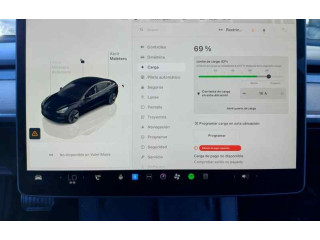 Дисплей 108954302J Tesla Model S