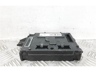 Блок предохранителей  284B18663R, 284B18663R   Renault Clio II    