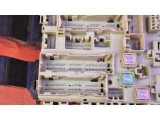 Pojistková skříňka 8273005J60, 8273005J60 Toyota Avensis T270 2015