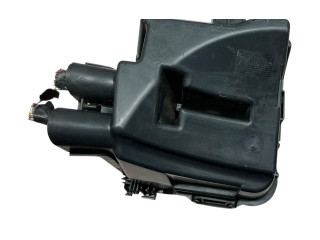 Блок предохранителей 243809584R, M0U7103 Dacia Sandero II