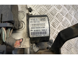 Блок АБС 95196739, 25021219354   Chevrolet  Captiva   -  года