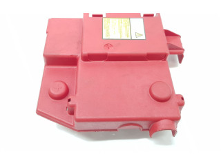 Блок предохранителей 6701050540, 670105054   Maserati Levante    