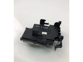 Блок управления 32300277   Volvo XC90