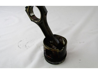 Píst 11258580699 BMW 5 F10 F11