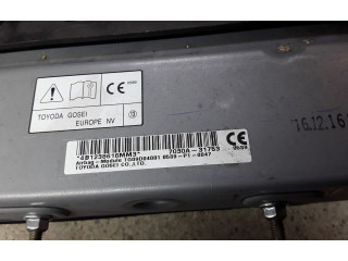 Подушка безопасности для колен 7030A31753 Mitsubishi Outlander