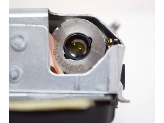 Подушка безопасности для колен 31351335, 0589P1000725 Volvo S90, V90