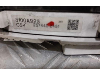 Панель приборов 8100A923 Mitsubishi Grandis