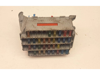 Блок предохранителей 9162439 Volvo V70