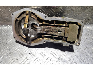 Vstřikovací lišta 0438120162, 049133353S Volkswagen Golf I