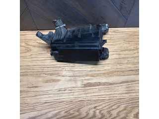 Блок предохранителей     Honda HR-V    