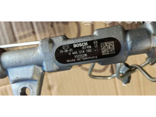 Vstřikovací lišta 55215208, 057484   Fiat Sedici    D20AA 