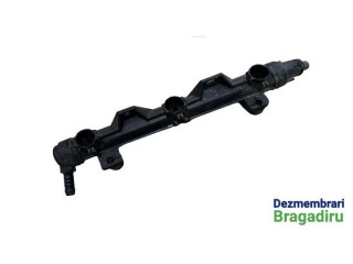 Vstřikovací lišta 03E133319E   Seat Ibiza IV (6J,6P)     