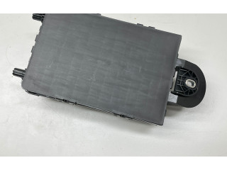 Блок предохранителей 31682732, 0020371 Volvo S90, V90