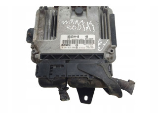 Блок управления двигателем Блок управления 96820448 Chevrolet Tracker