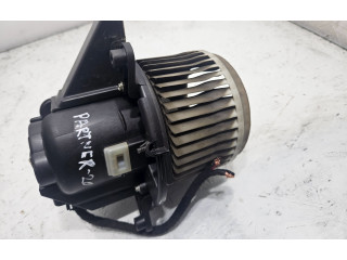 Вентилятор печки       Peugeot Partner III