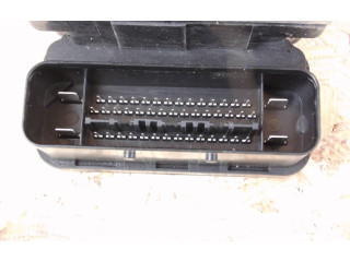 Блок АБС 8V612C405AF Mazda 3 II 2009 - 2013 года