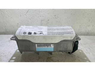 Подушка безопасности пассажира 1K0880204N   Skoda Octavia Mk2 (1Z)