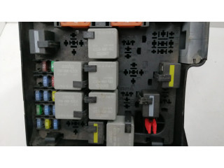 Pojistková skříňka 5243290 Saab 9-5 2008