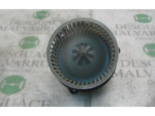 Вентилятор печки Mitsubishi Carisma