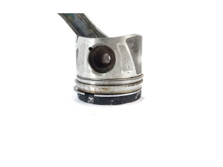 Píst A6510301117 Mercedes-Benz GLA W156 651930