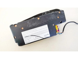 Подушка безопасности в сиденье 3b0880240k Volkswagen PASSAT B5