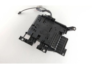   Pojistková skříňka 7P0937548J, 019205   Porsche Cayenne (92A) 2011