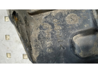 Передний брызговик