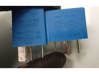 Pojistková skříňka 8200766093, 8200766081 Renault Captur 2016