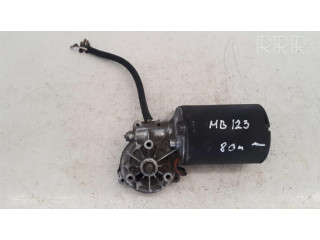 Двигатель стеклоочистителей