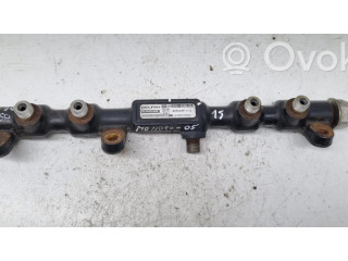 Топливная рампа 2S7Q9D280AE Ford Mondeo Mk III 2.0