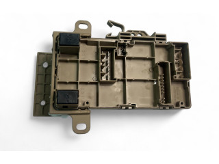   Pojistková skříňka 82201FJ210   Subaru XV 2016