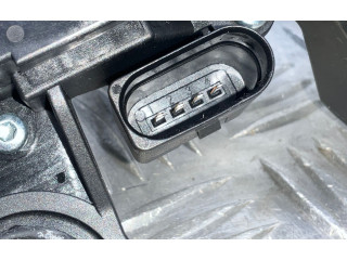 Моторчик заднего дворника 8U0955711A Audi Q3 8U