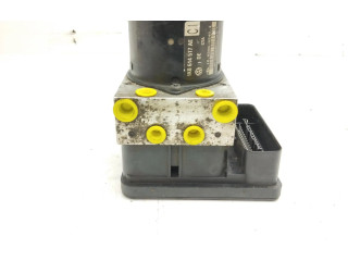 Блок АБС 1K0614517AE Volkswagen Jetta V 2005 - 2010 года