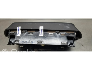 Дисплей    9841452080   Peugeot 2008 II