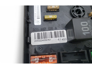 Блок предохранителей 3C0937125A Audi Q3 8U