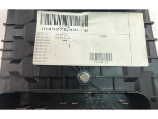 Блок предохранителей 2K5970331R Volkswagen Caddy