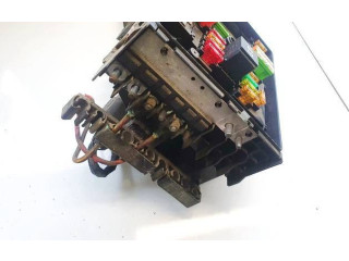 Блок предохранителей  8k130412, 0-1718130   Skoda Yeti (5L)    