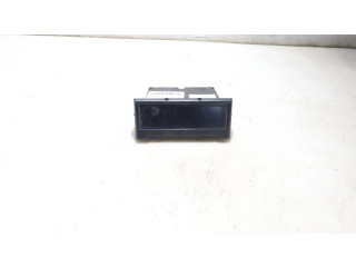 Дисплей       Volvo V50