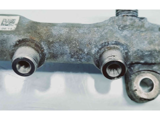 Топливная рампа 04L089B   Skoda Octavia Mk3 (5E)  