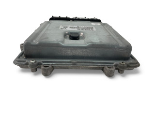 Блок управления двигателем Блок управления 31303095AC, 0281016616   Volvo V70